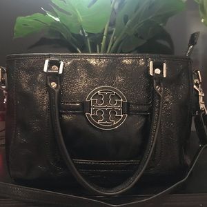 AUTHENTIC Tory Burch Amanda Crossbody Bag Black